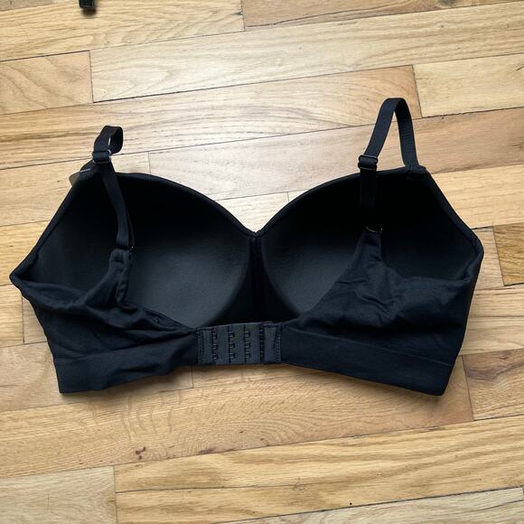 NEW TrueKind Women's L Supportive Comfort Wireless Shaping Bra Black T Shirt - Picture 2 of 7